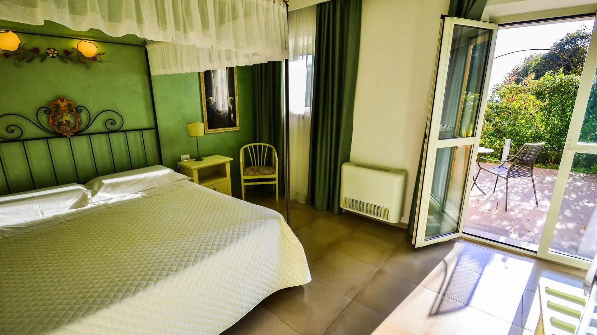 פיינצה Hotel Corsignano 4*,  איטליה